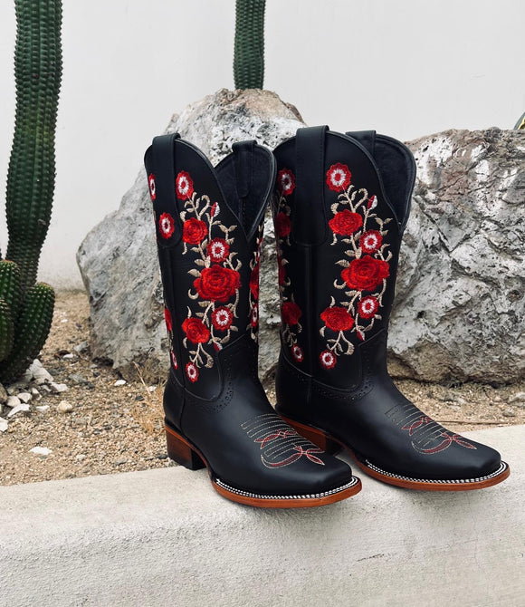 WOMEN'S RED EMBROIDERED SQUARE TOE COWBOY BOOTS - 0