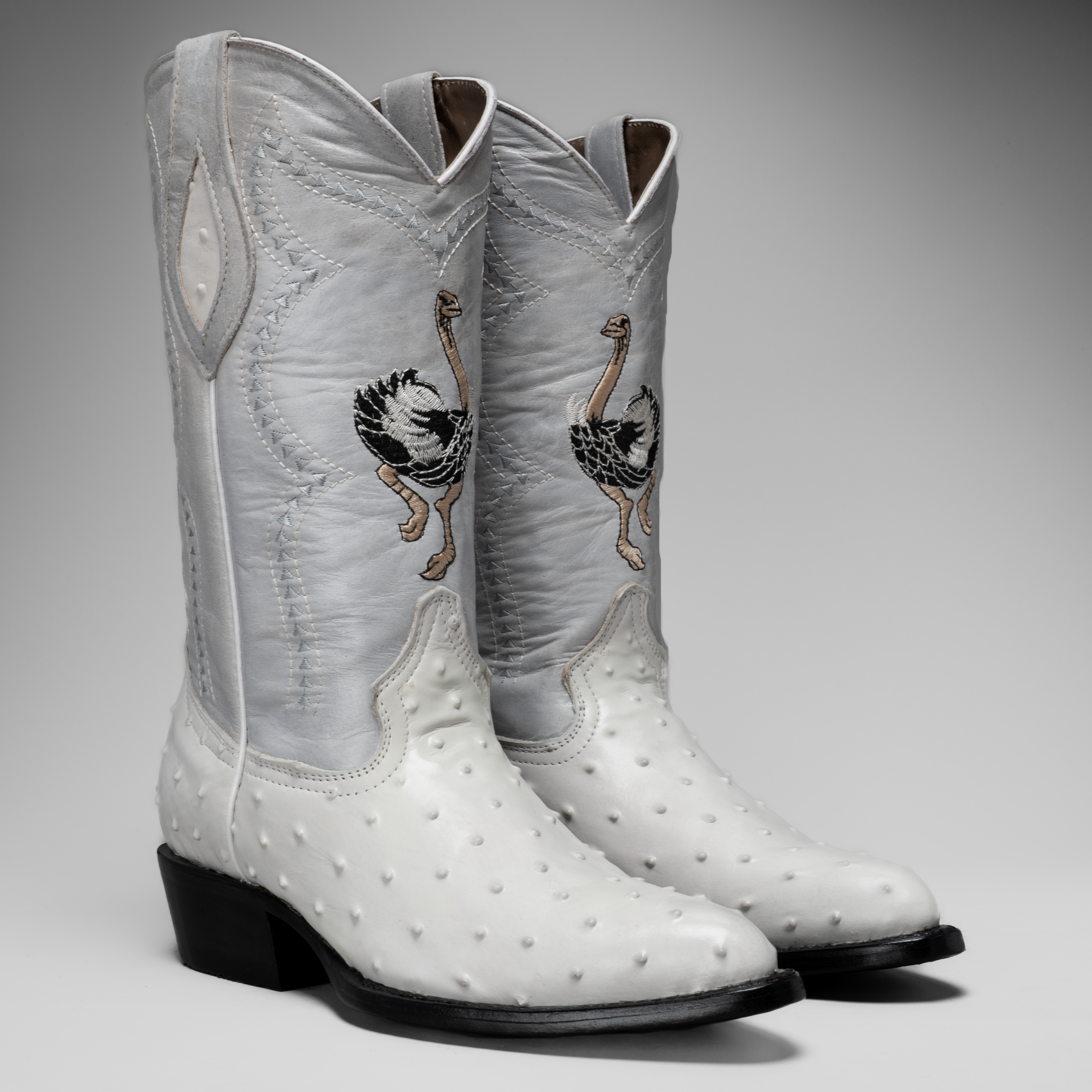 901 MEN'S OSTRICH J TOE EMBROIDERED  PULL ON COWBOY BOOT AND BELT COMBO