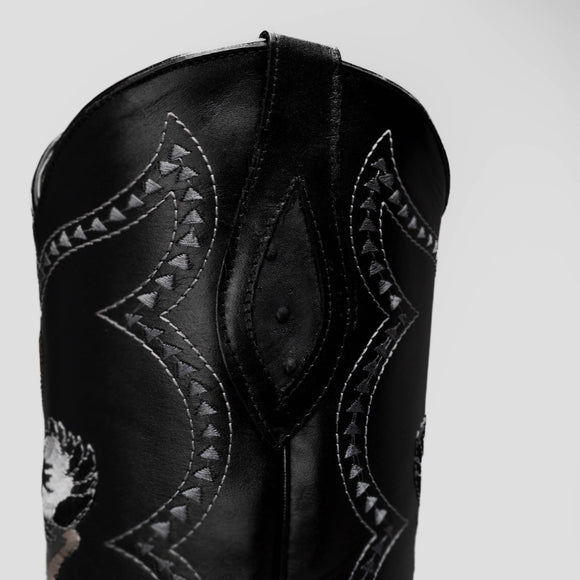 901 Bota Vaquera Punta J Imitacion Avestruz Negro