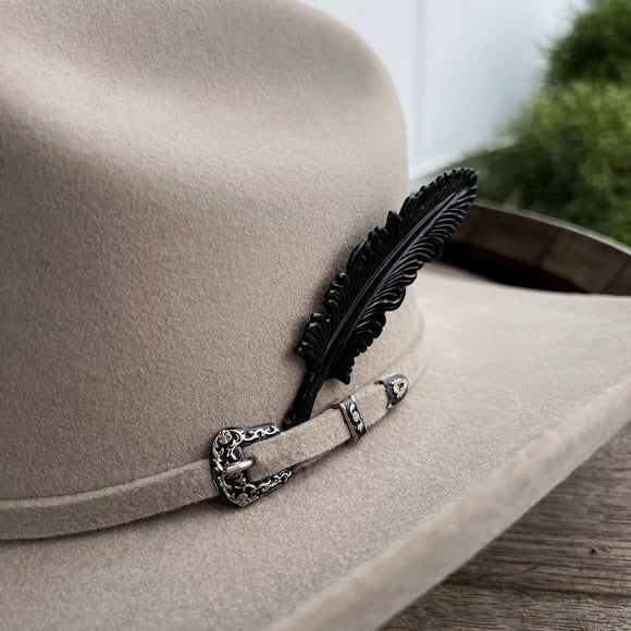 Pluma de Metal Para Sombrero Vaquero