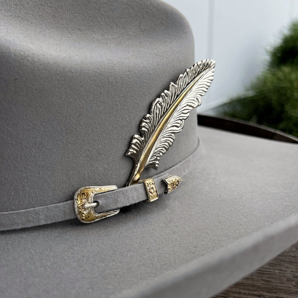 Pluma de Metal Para Sombrero Vaquero