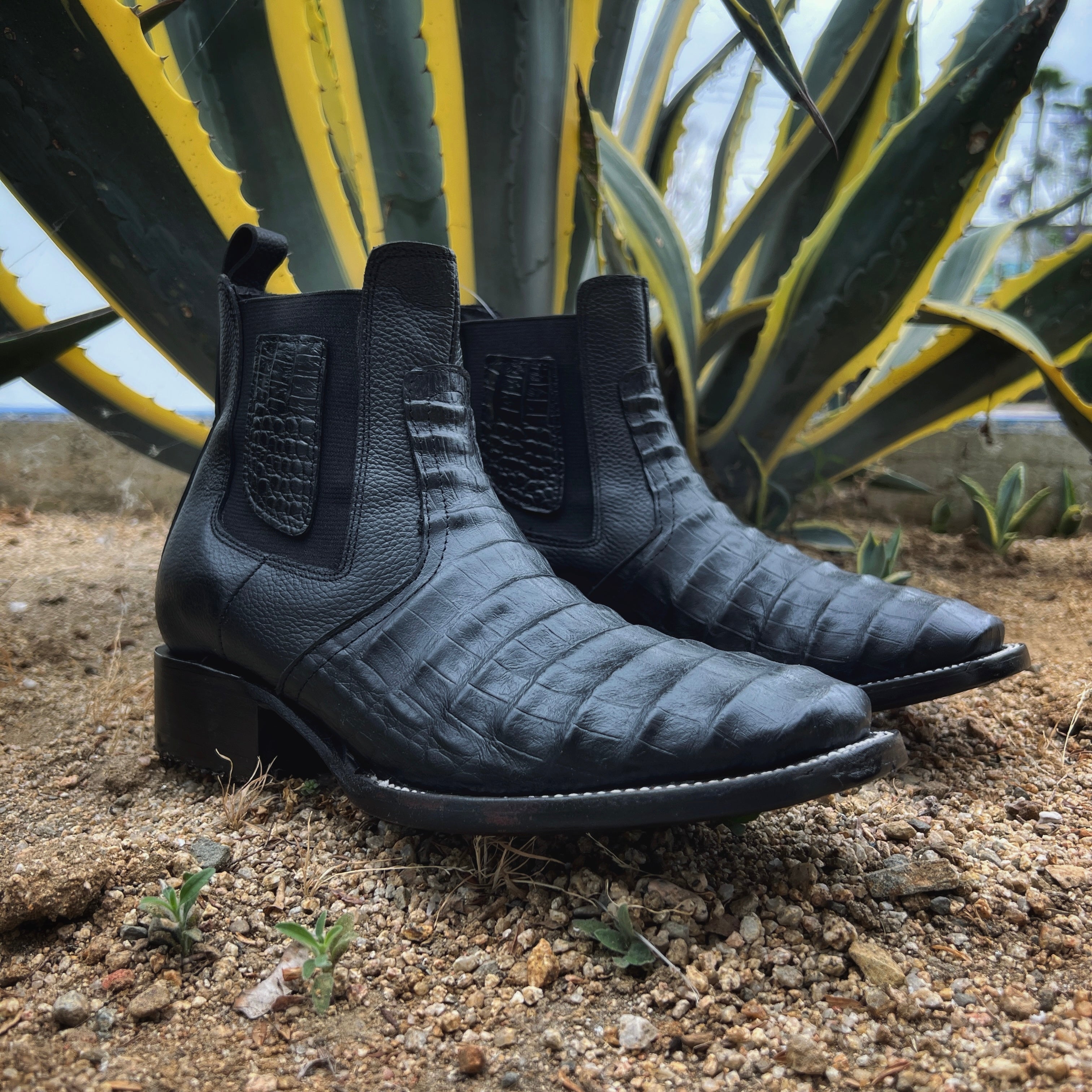 SQUARE TOE  MEN'S CROCODILE RODEO ANKLE BOOT BLACK COLOR - 0