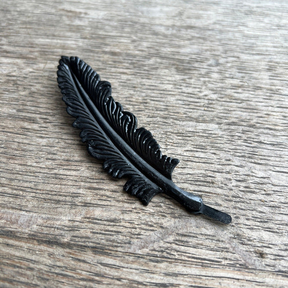 Pluma de Metal Para Sombrero Vaquero