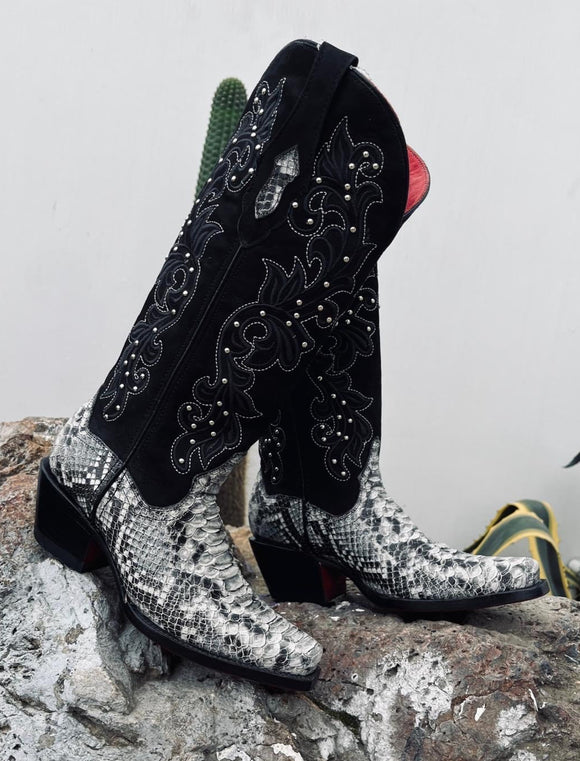 LADY WOMEN'S BLACK PYTHON COWBOY BOOTS J TOE BELLA - 0